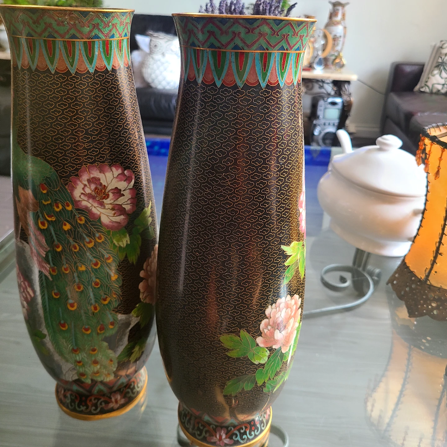 Pair of Cloisonné Vases with Peacock Design - photo 4