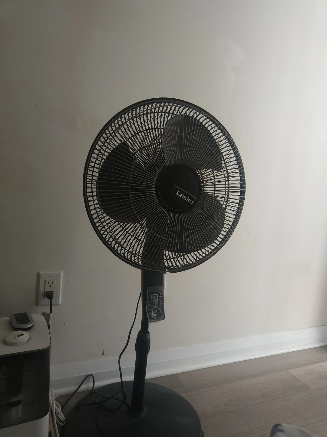 Lasko Pedestal Fan with Remote - photo 2