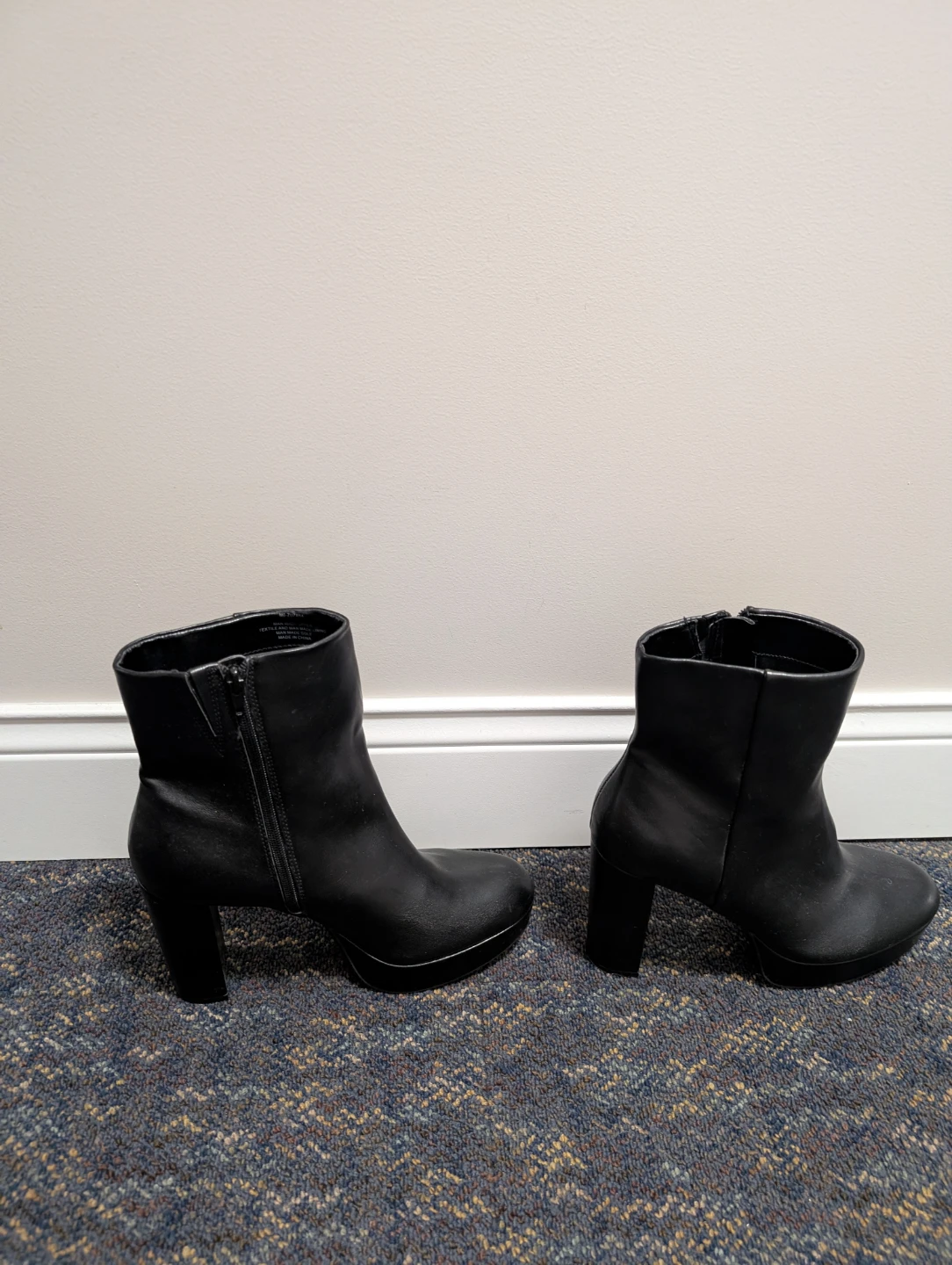 Rarely Used Women's Heel Boots Bootie Stylish Black Ankle Boots