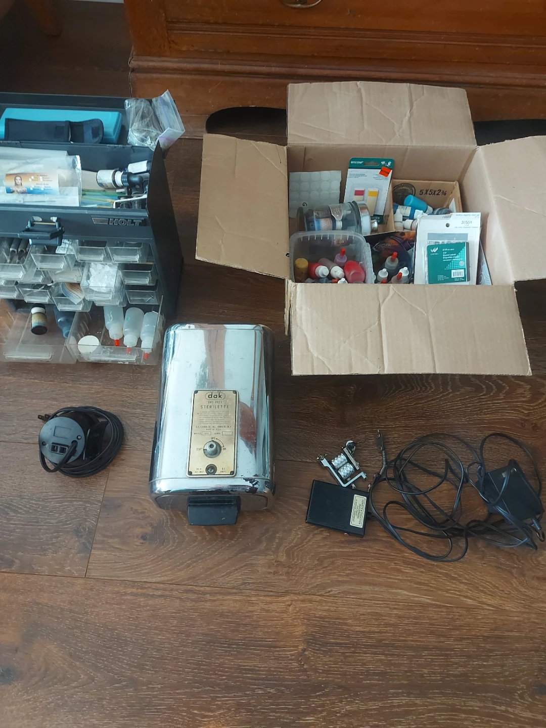 Dak Sterilette Sterilizer with tattoing Accessories