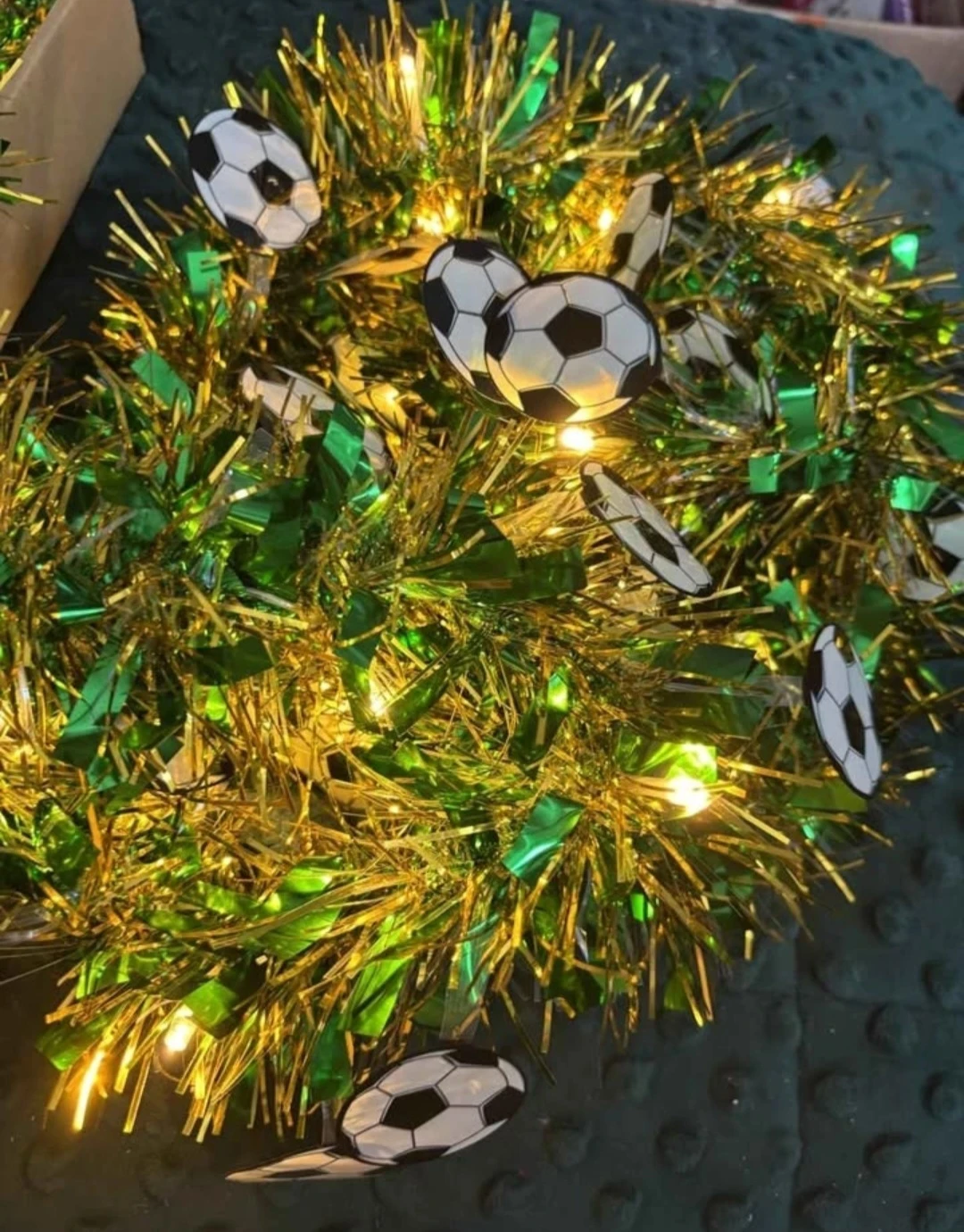 20ft 40 LED Football Themed Lights - photo 3