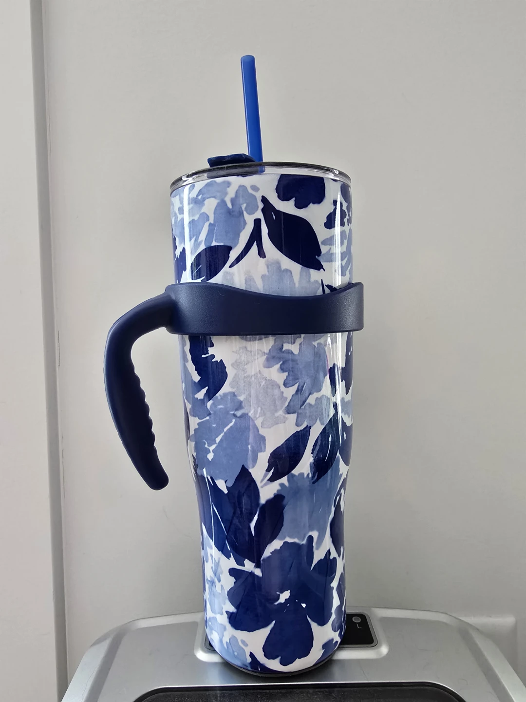 40oz tumbler (read ad)