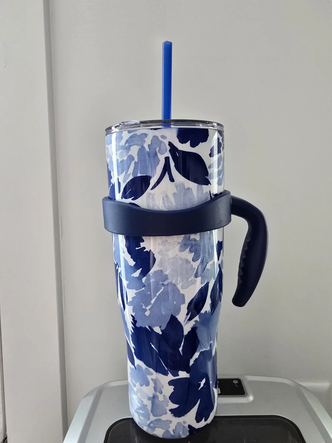 40oz tumbler (read ad) - photo 2