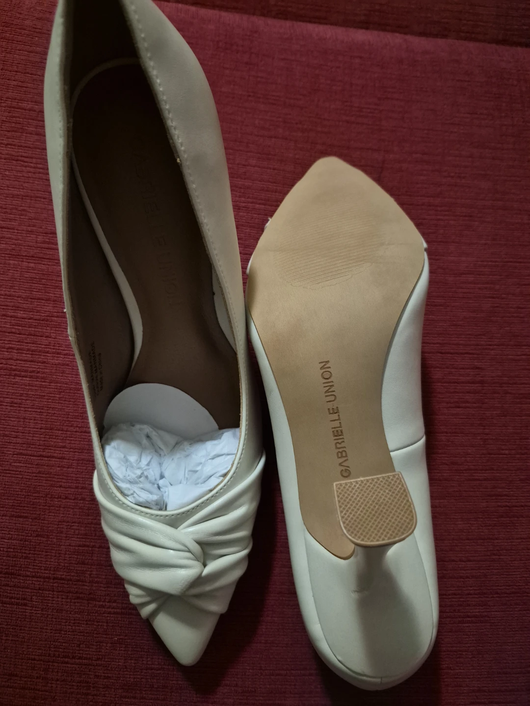 Gabrielle Union creamy colored Knot Heels Size 8.5 - photo 3
