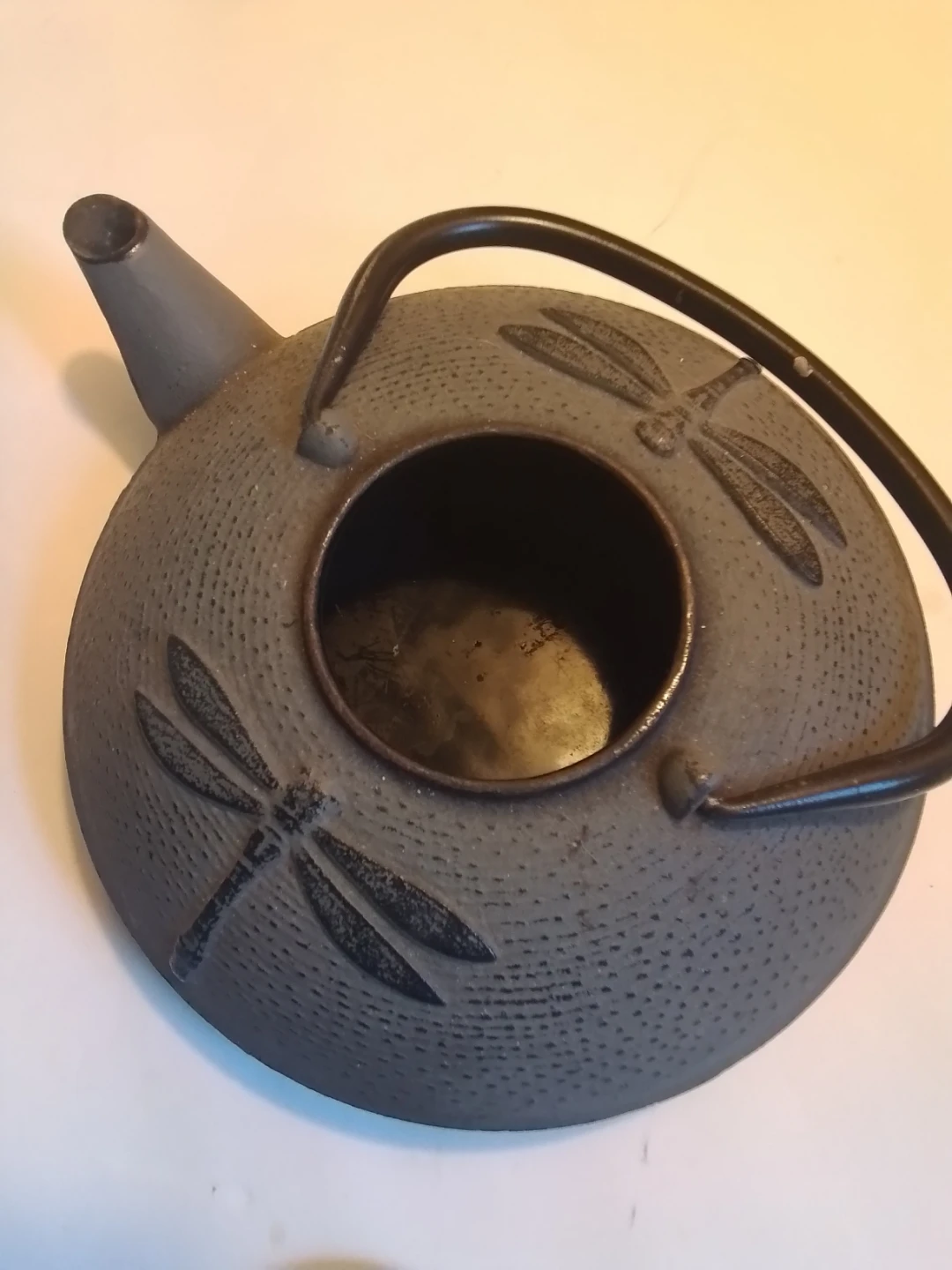 Cast Iron Teapot with Dragonfly Design - photo 3