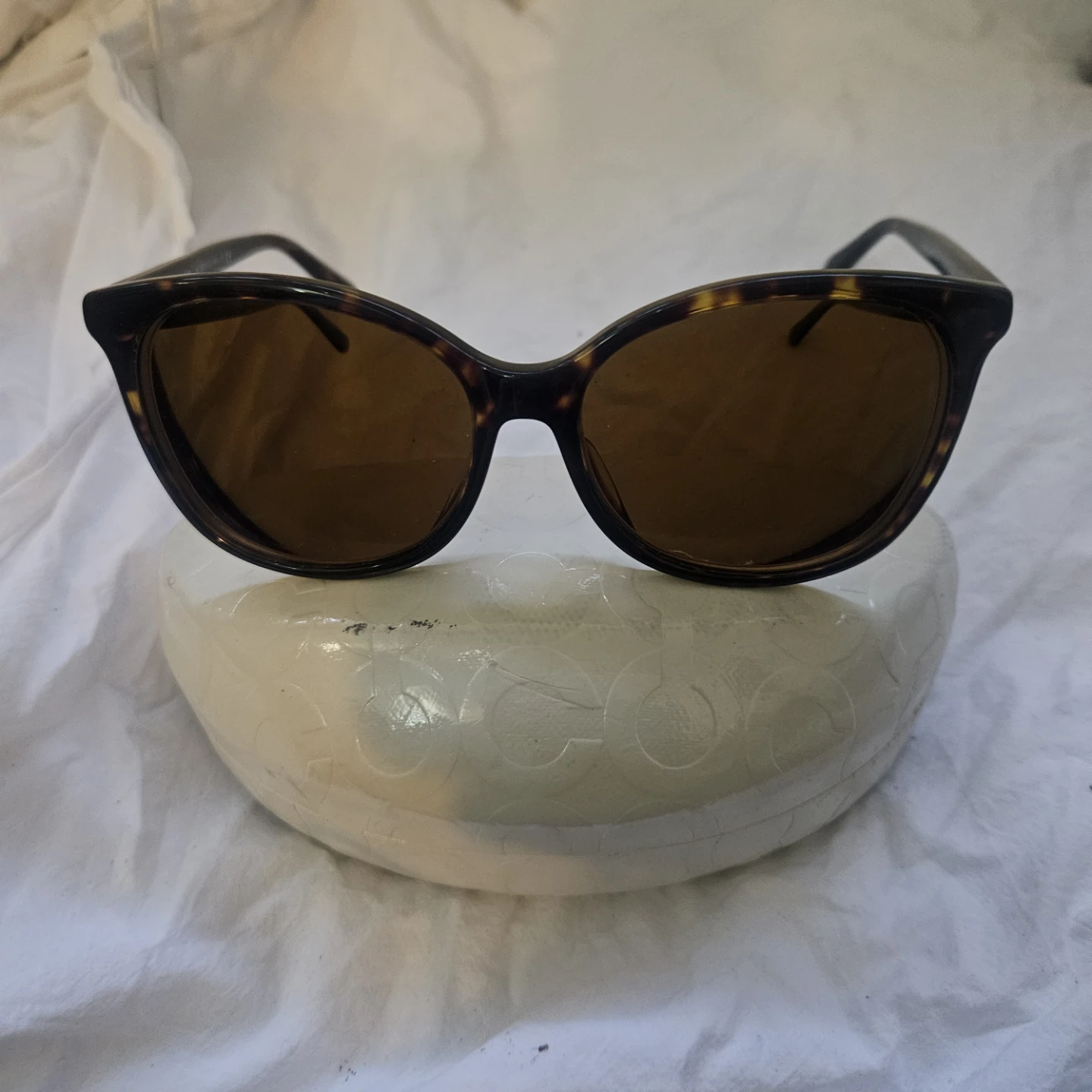Coach Sunglasses - photo 2