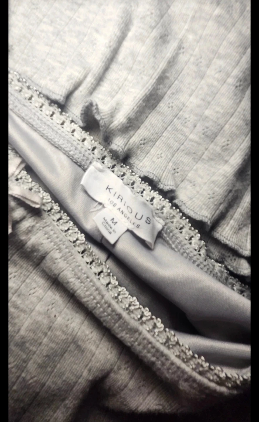 KIRIOUS Grey Pajama Set - Size Medium - photo 2