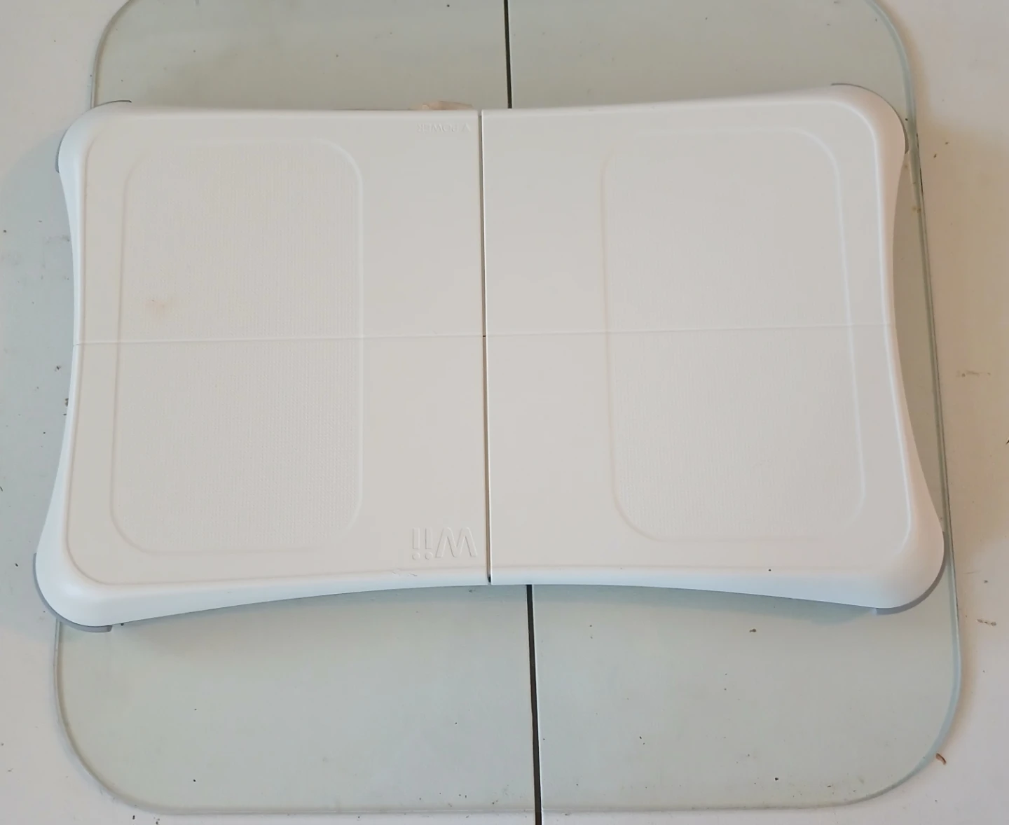 Nintendo Wii Console with Balance Board and Controllers - photo 2