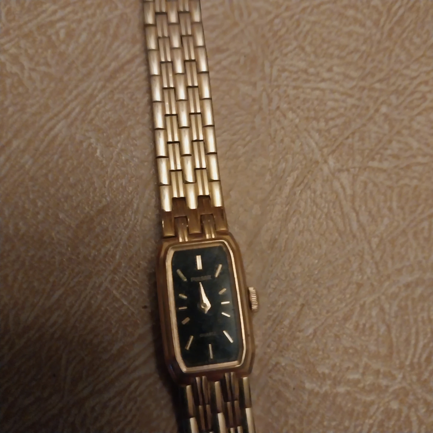 Pulsar Women's Gold Tone Base Metal Watch - photo 2