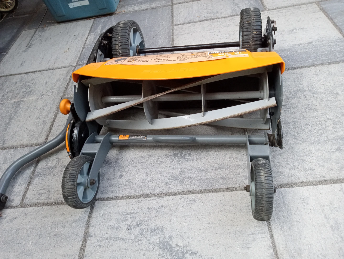 Fiskars Reel Mower - photo 3