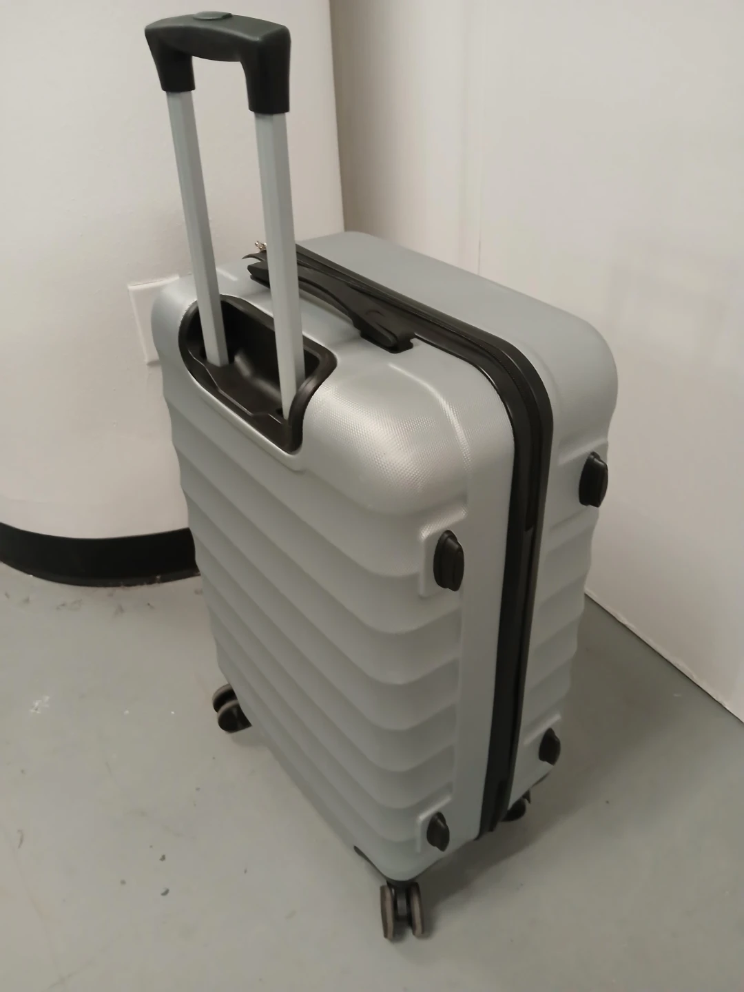 Redstone Silver Hardside Carry-On Luggage - photo 3