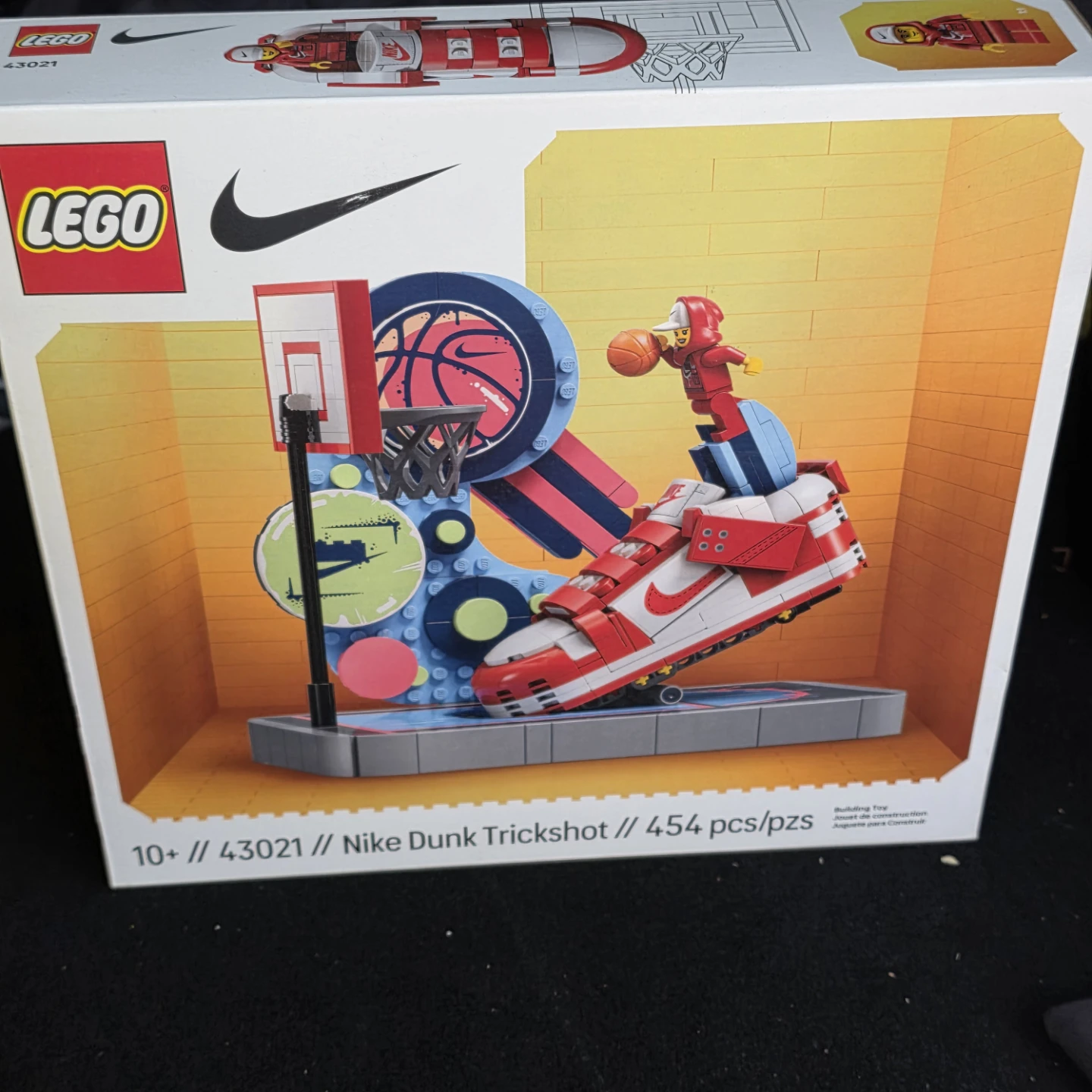 LEGO Nike Dunk Trickshot Set 43021