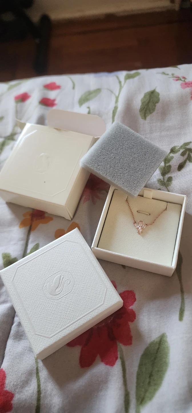 Swarovski Angel Necklace - photo 4