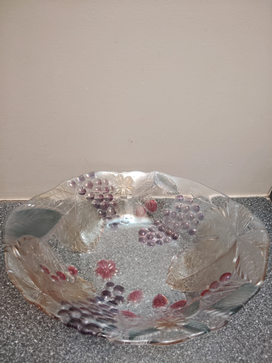 Vintage Mikasa Embossed Glass Fruit Bowl Set