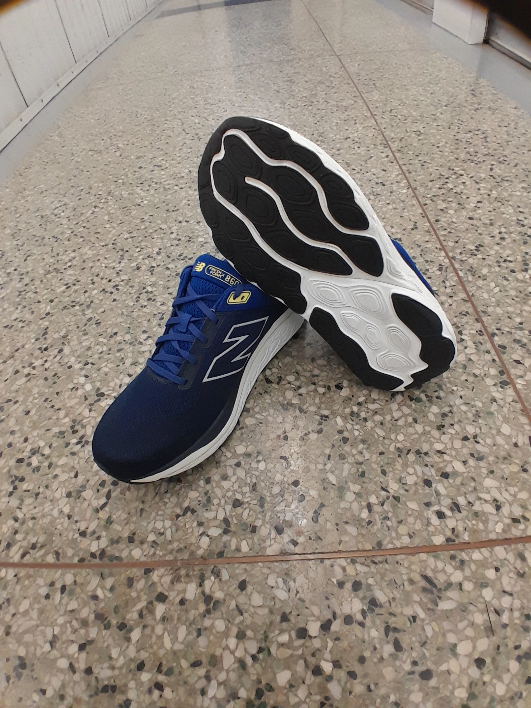 New Balance 860 Running Shoes Men's Size 13