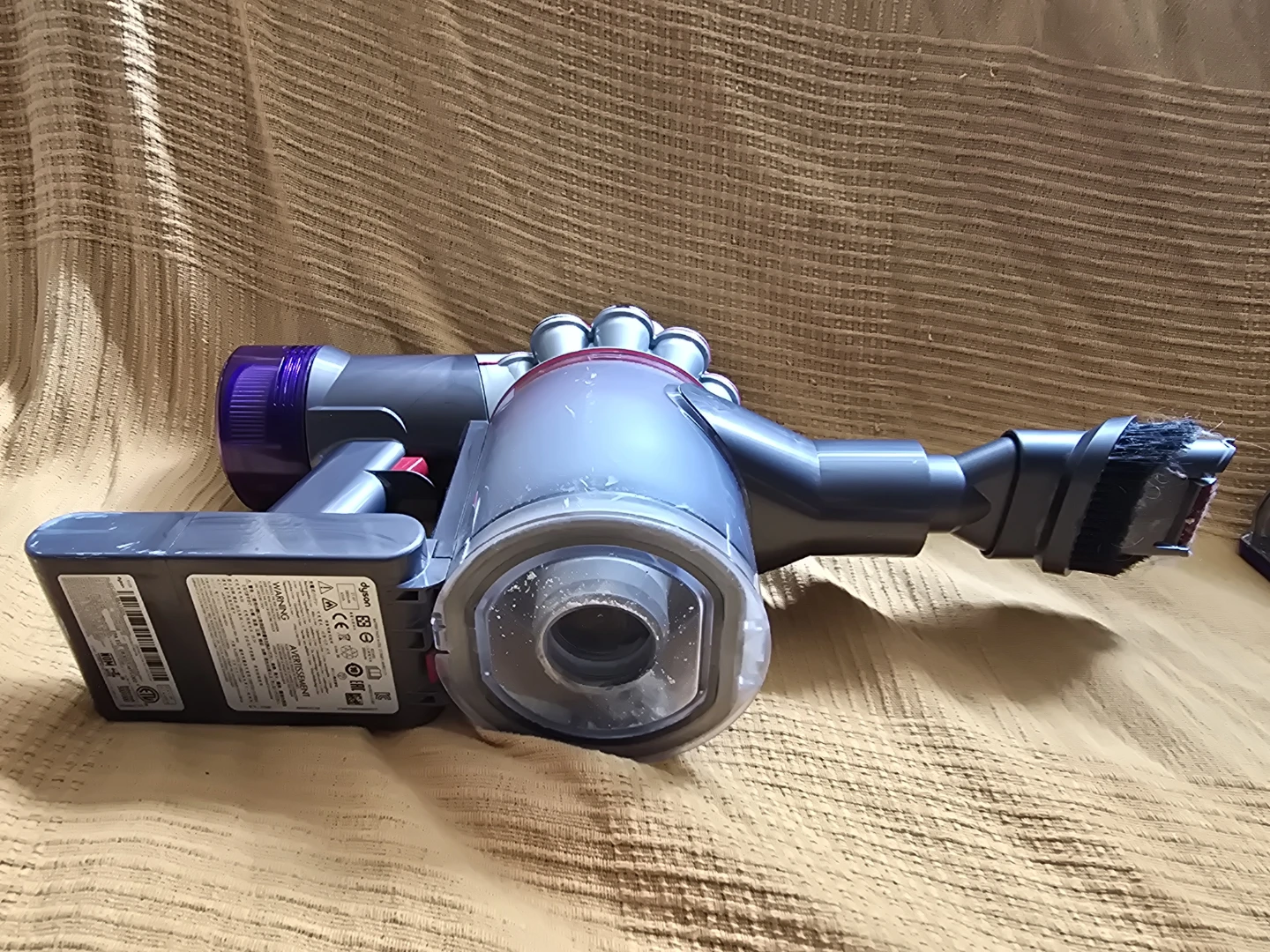 Dyson Cordless Vacuum Cleaner - photo 3