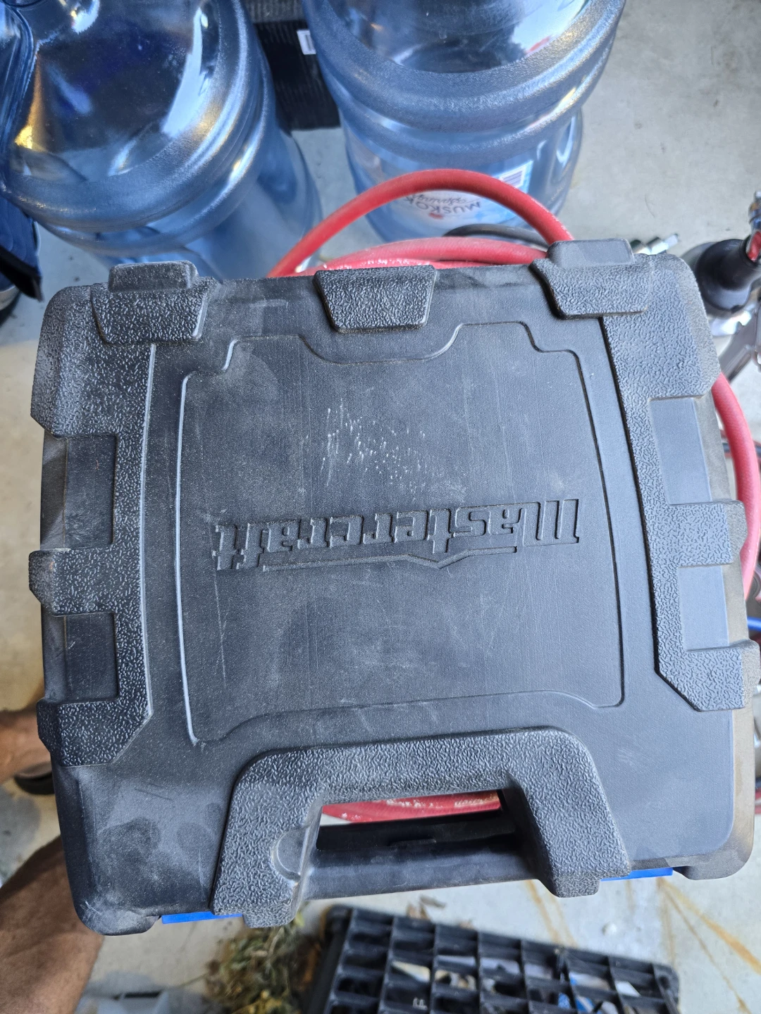 Mastercraft Air-Powered 2-in-1 Nailer - photo 3