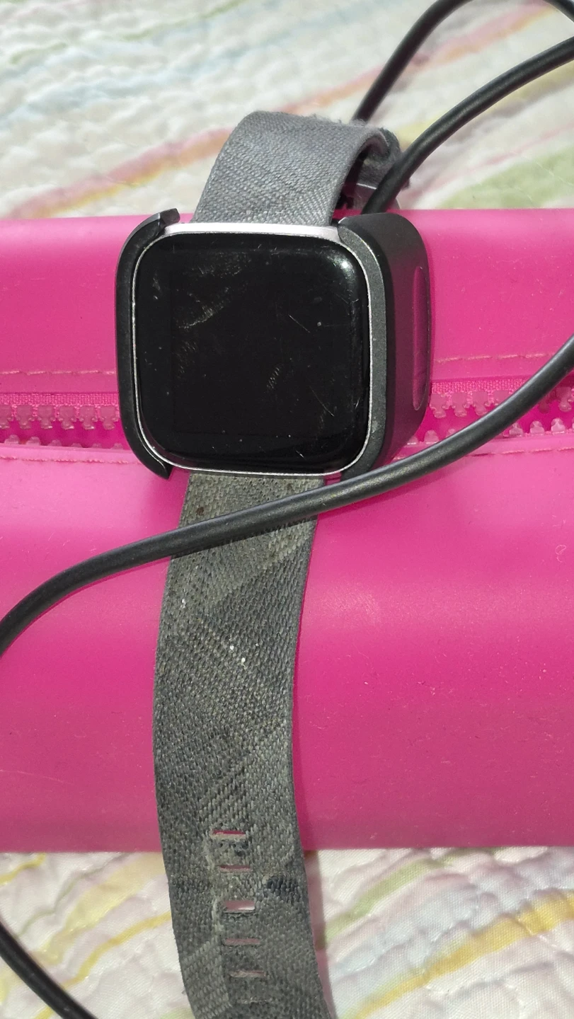Fitbit Versa Smartwatch with Charger