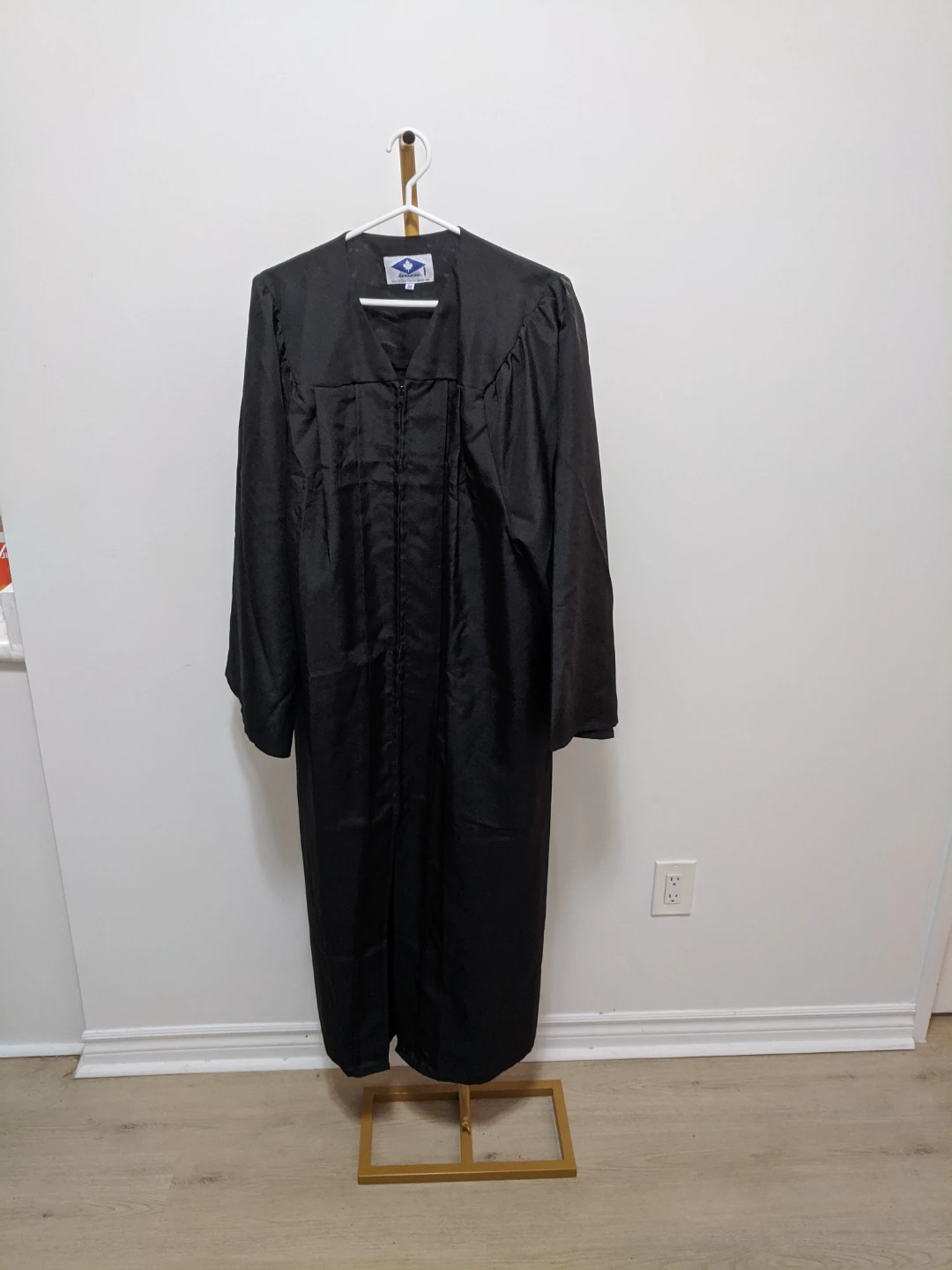 Graduation Gown Size 54