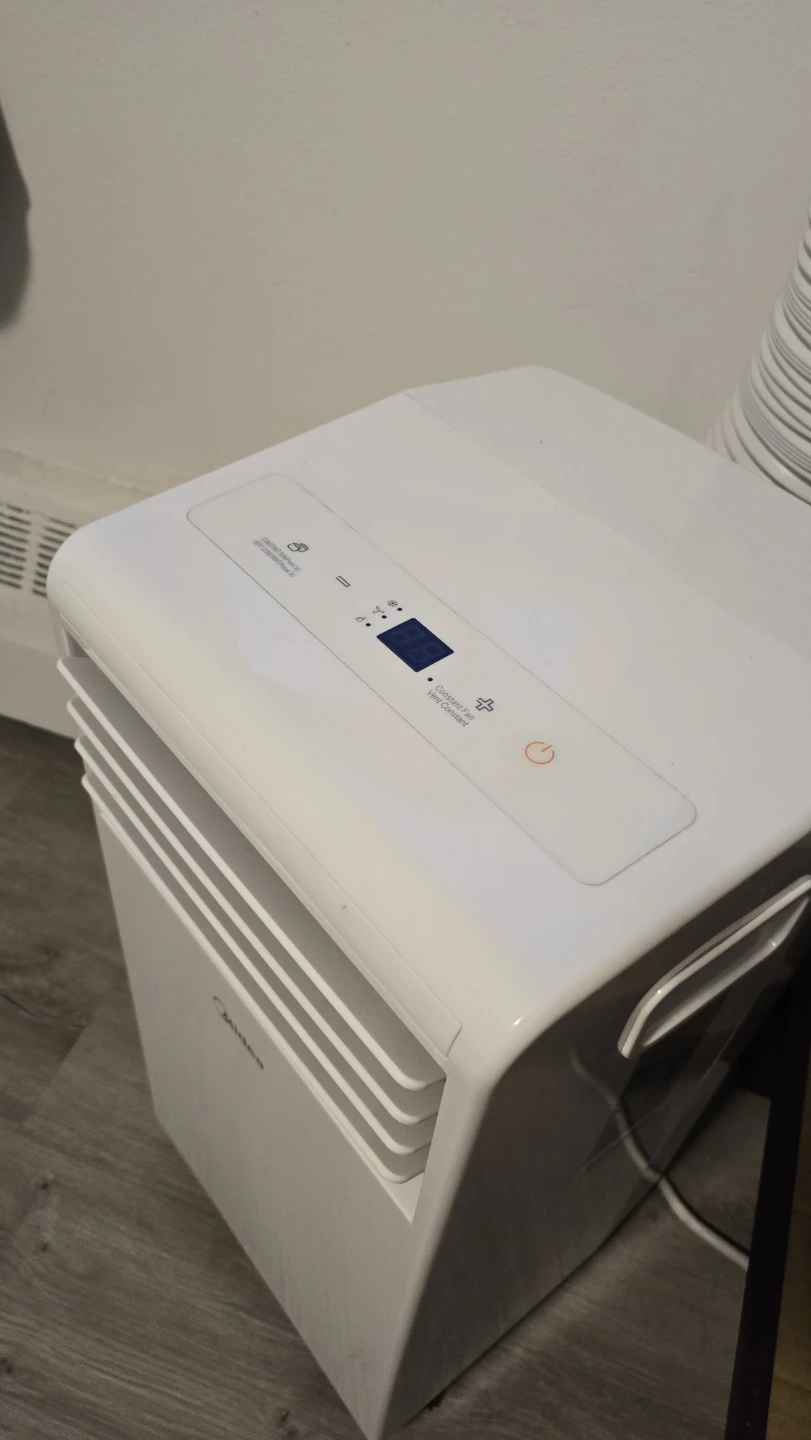 Midea 8,000 BTU Portable Air Conditioner - photo 3