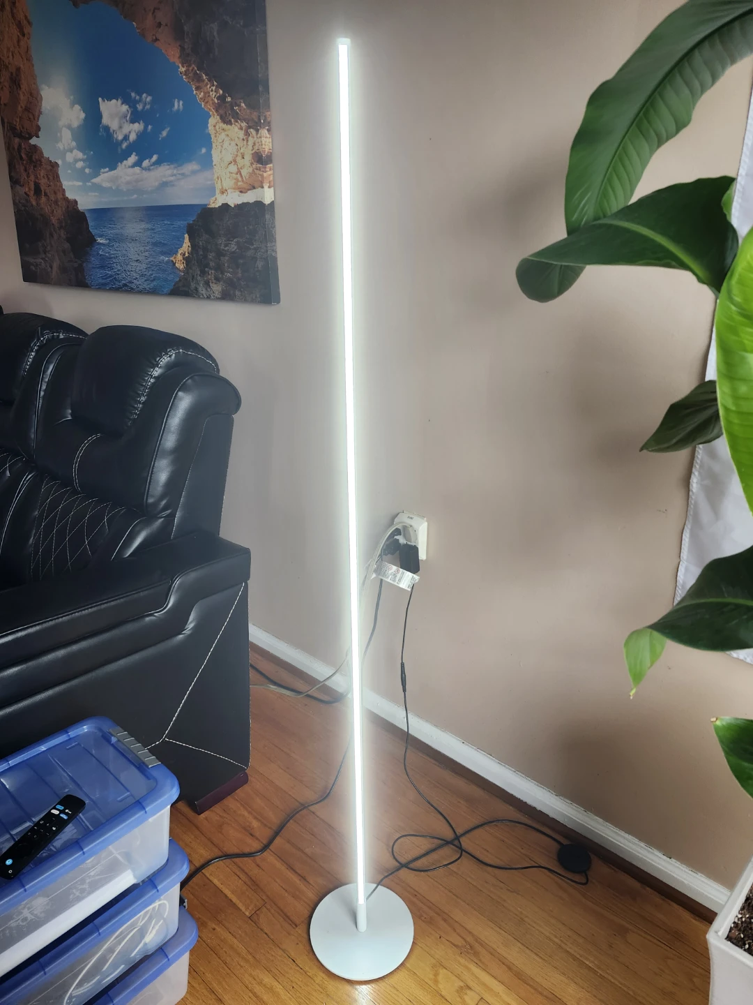 Modern White Stick Floor Lamp