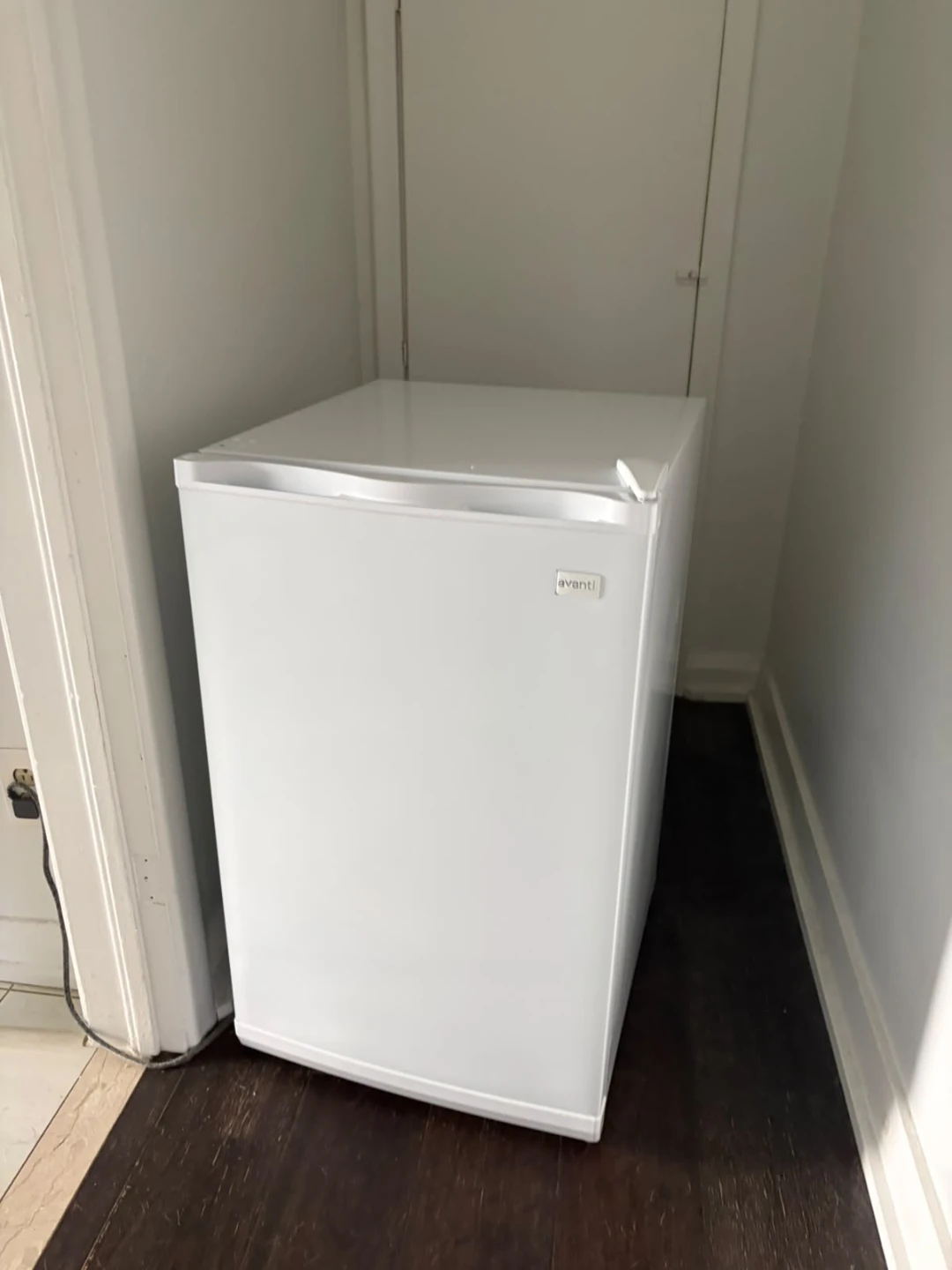 Avanti White Chest Freezer