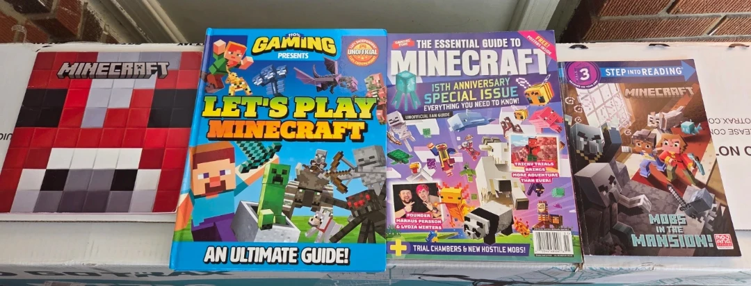 Bundle of 4 Kids' Pants + free Minecraft books - photo 5