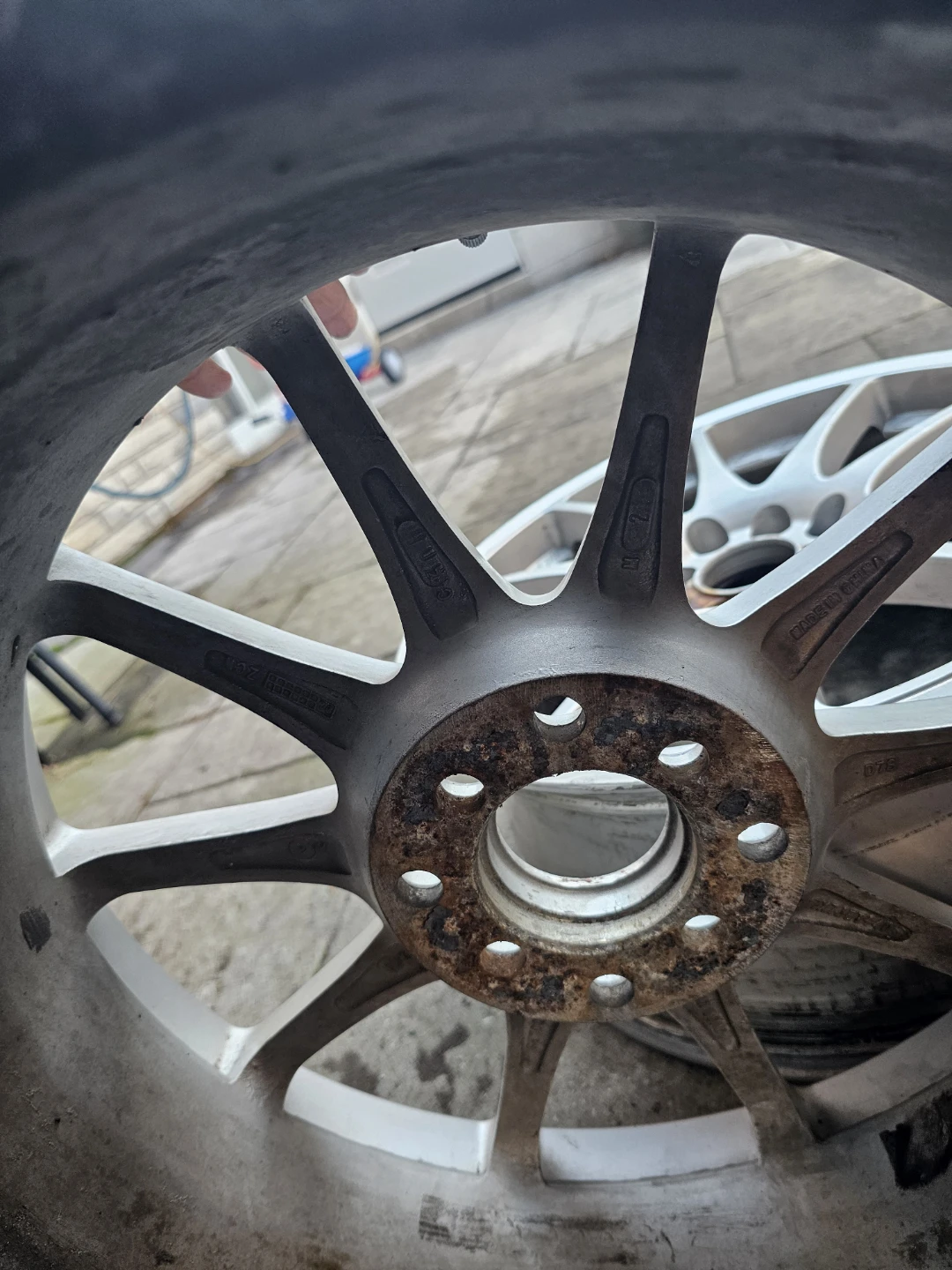 Set of 4 17" Alloy Wheels - photo 3
