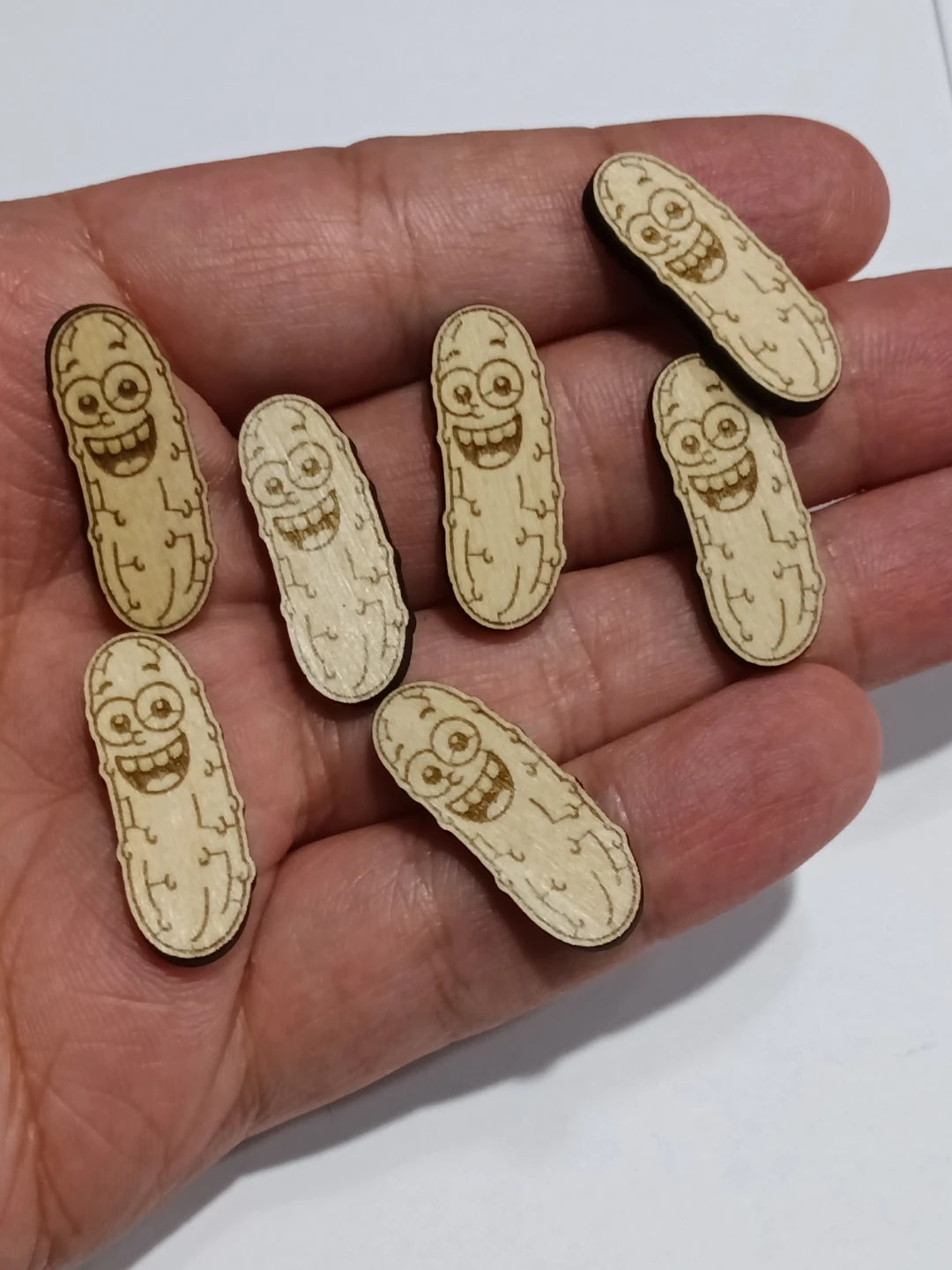 Pickle Wooden Charms - 100 pack