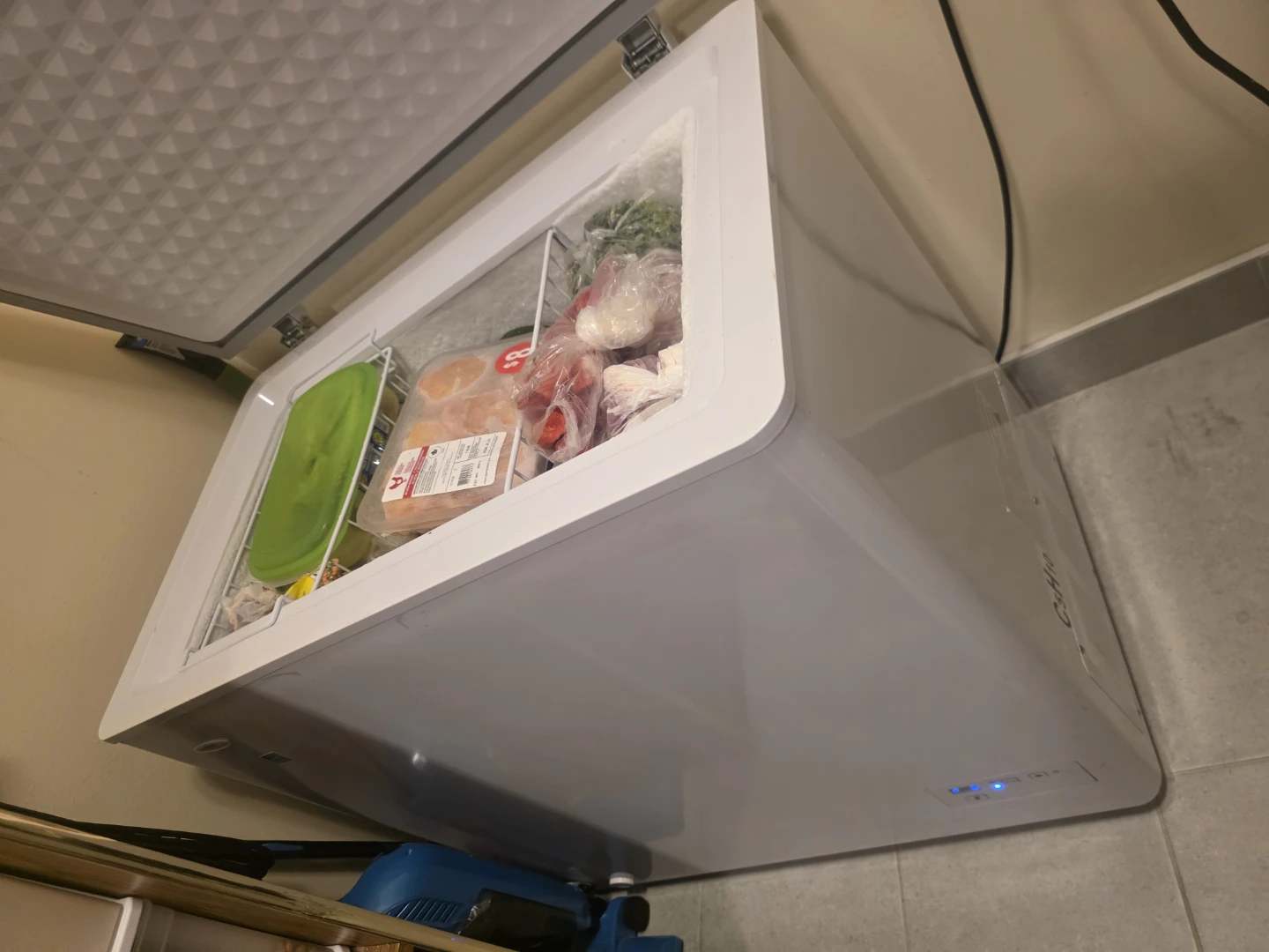 Chest Freezer - photo 4