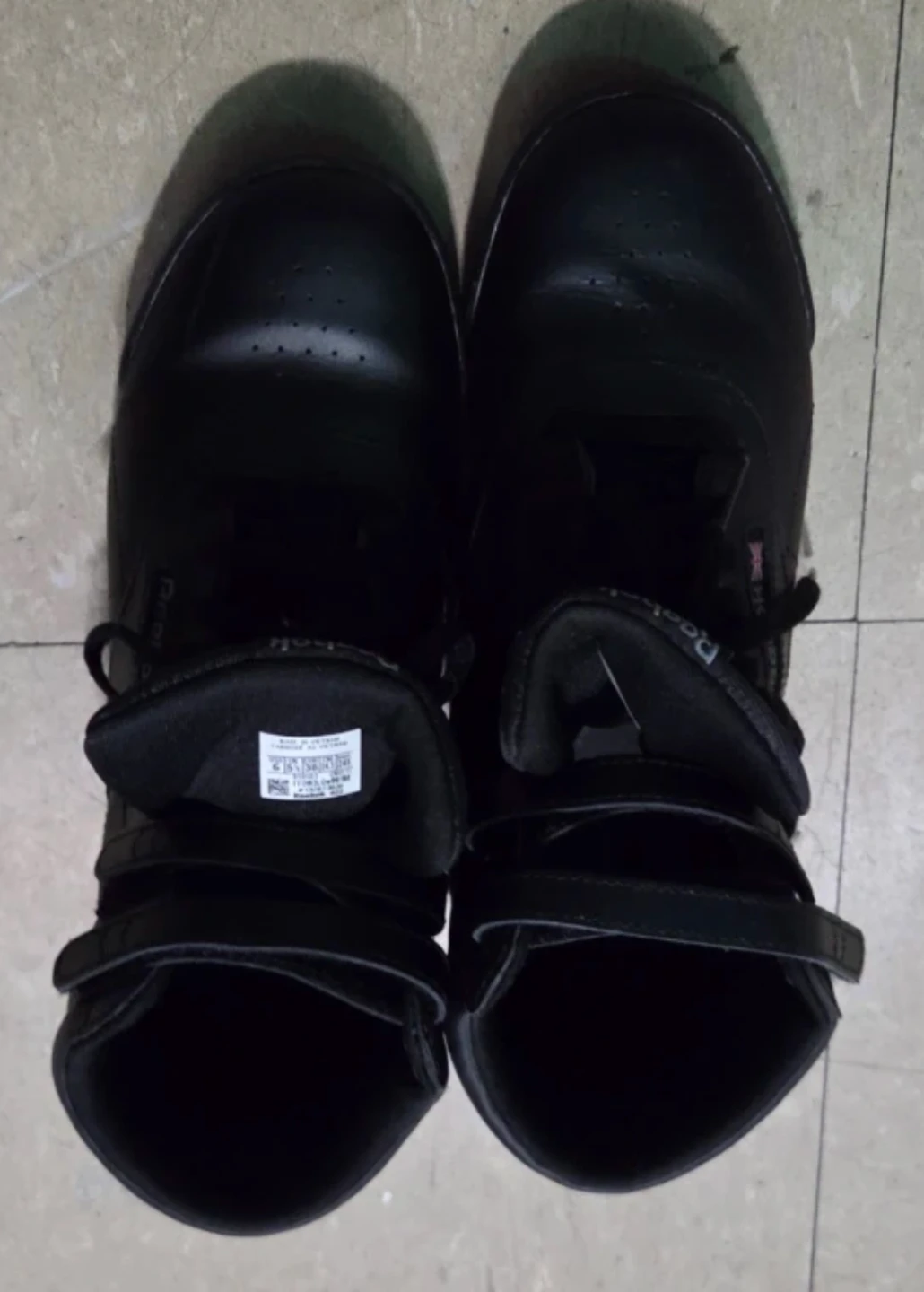 Reebok Black High-Top Sneakers Size 6 Unisex - photo 2