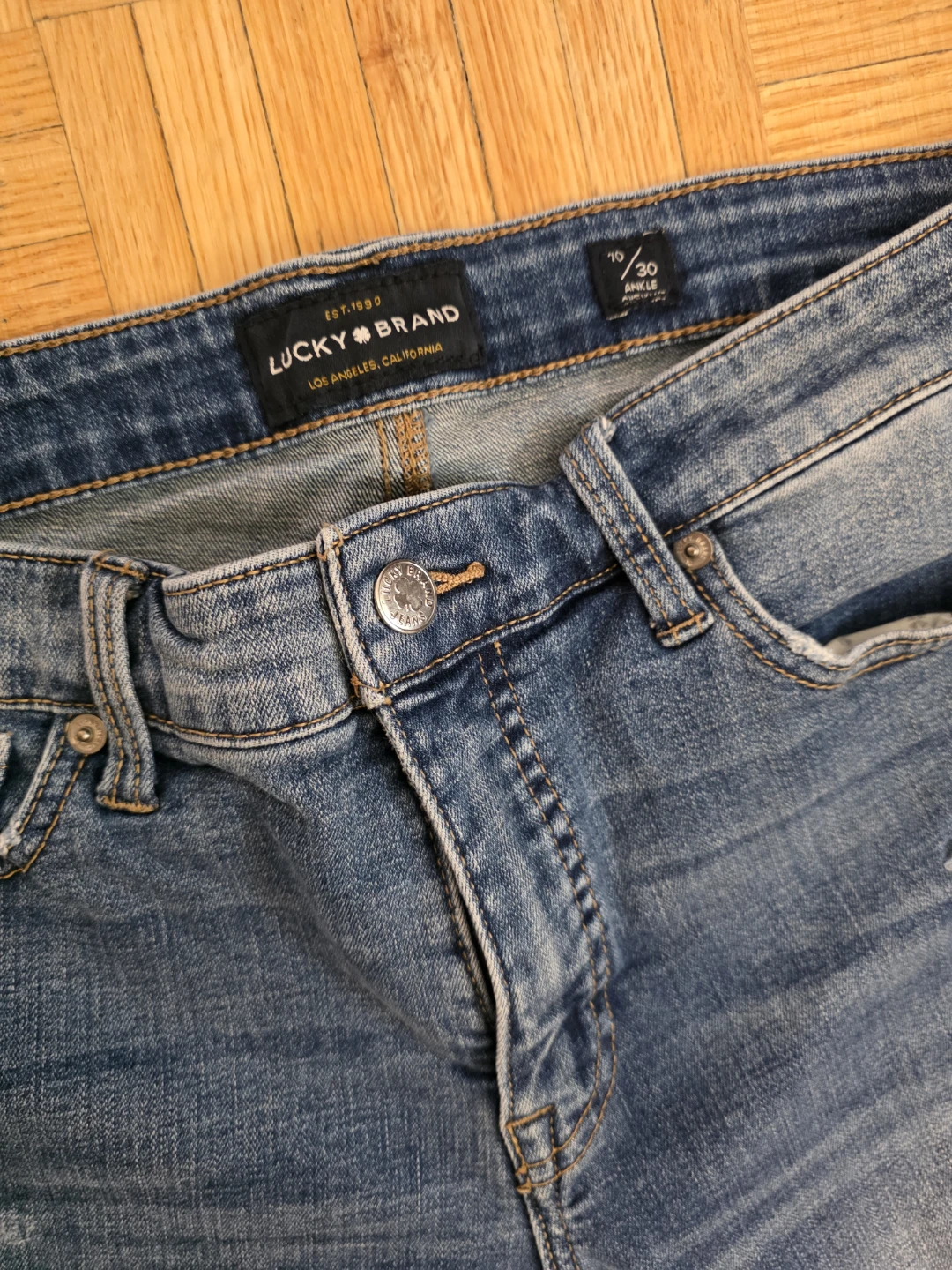 Womens Lucky Brand Jeans Size 10 - photo 2