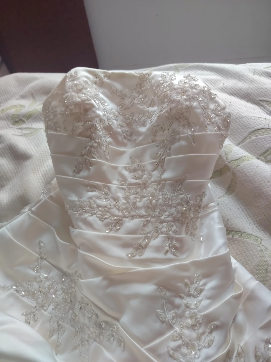 Strapless wedding dress with embellishments