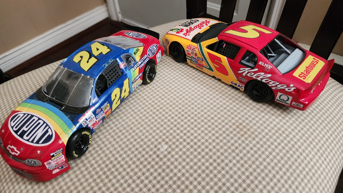 Revell model kits x2, paint brushes,glue included.