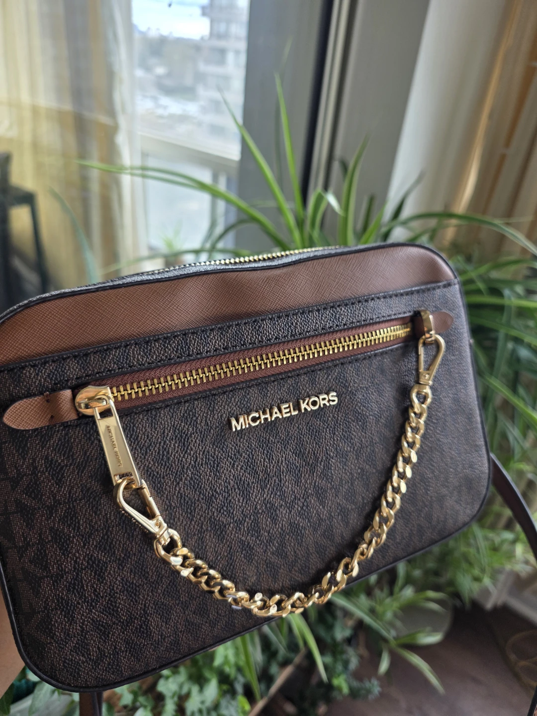 Michael Kors Jet Set Large Logo Crossbody Bag