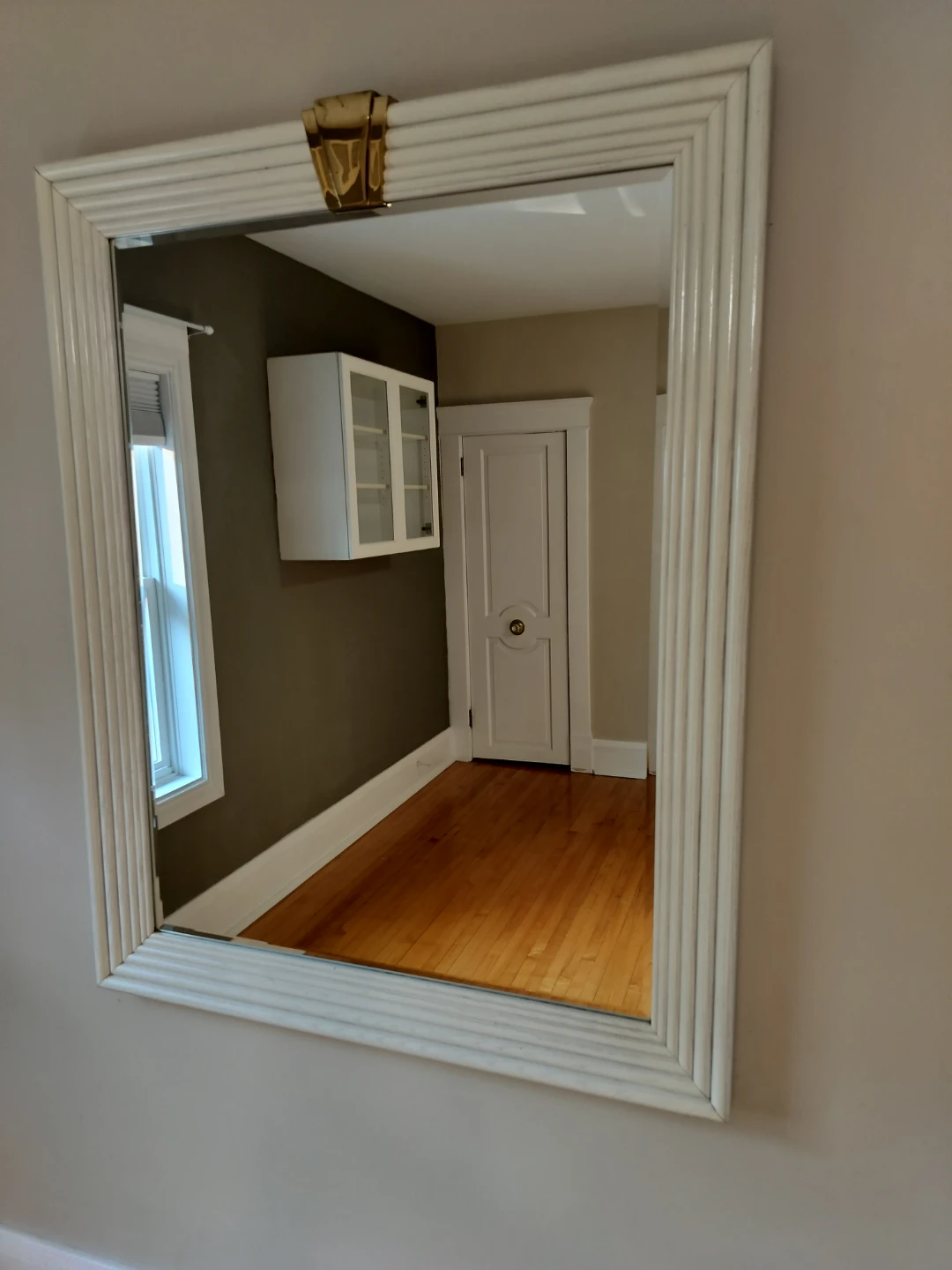 White Decorative Wall Mirror with Gold Design - photo 3