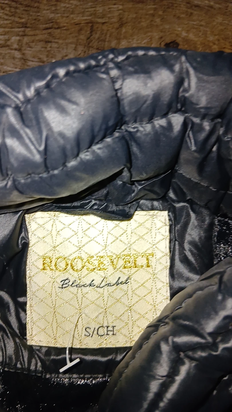 ROOSEVELT Black Label Puffer Vest - photo 3