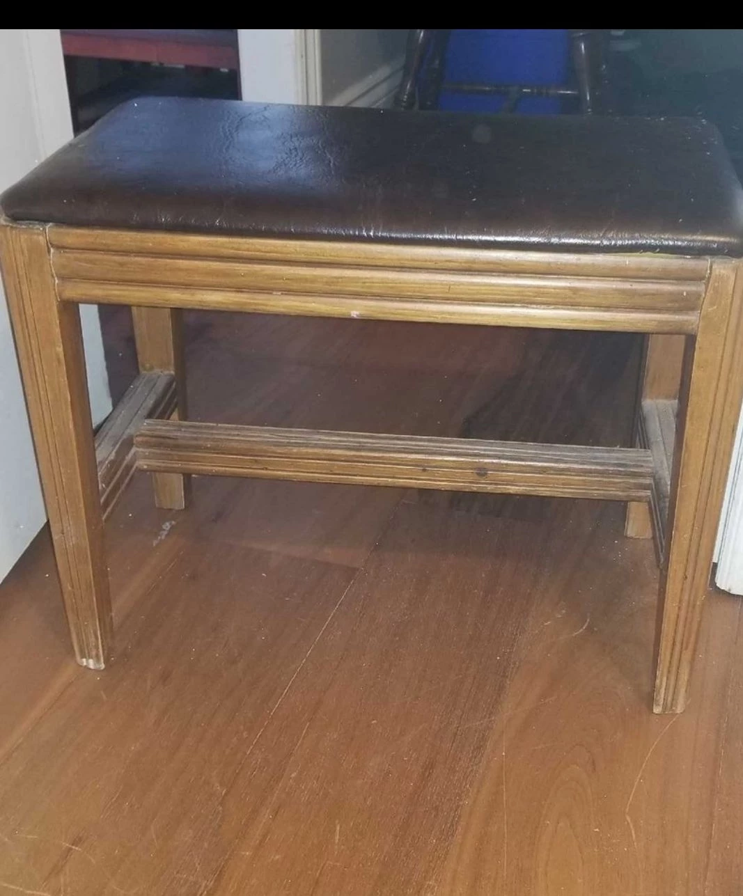 Vintage bench/foyer bench
