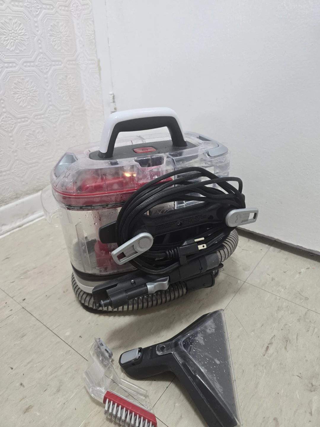 Hoover CleanSlate Portable Carpet & Upholstery Cleaner - photo 3
