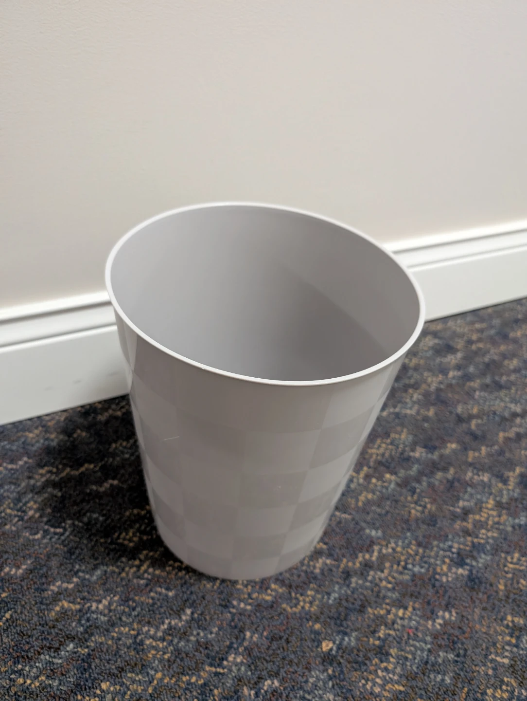 Gray Diamond Pattern Waste Bin Trash Can