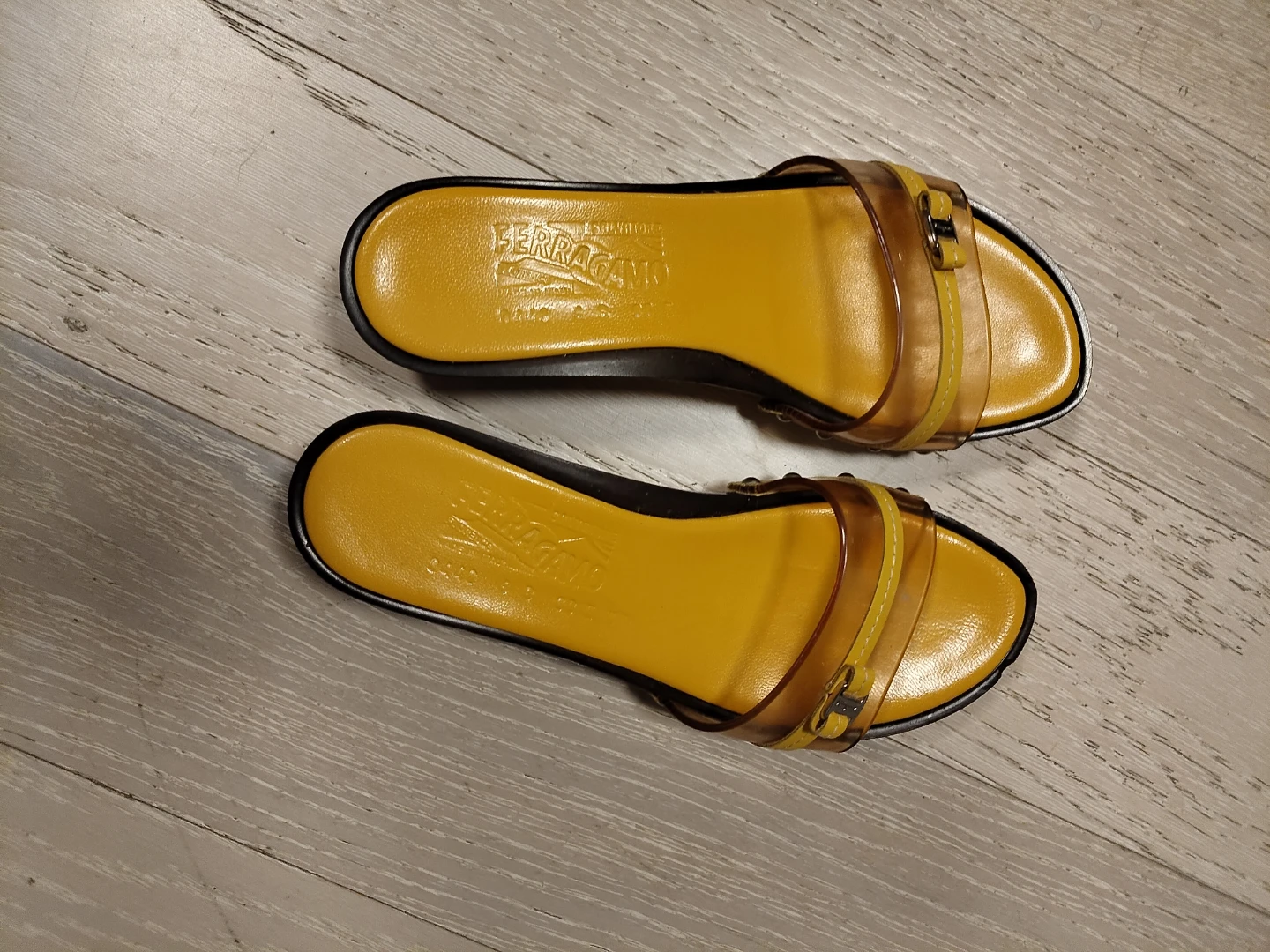 Salvatore Ferragamo Shoes Size 36 EU (6 USA)