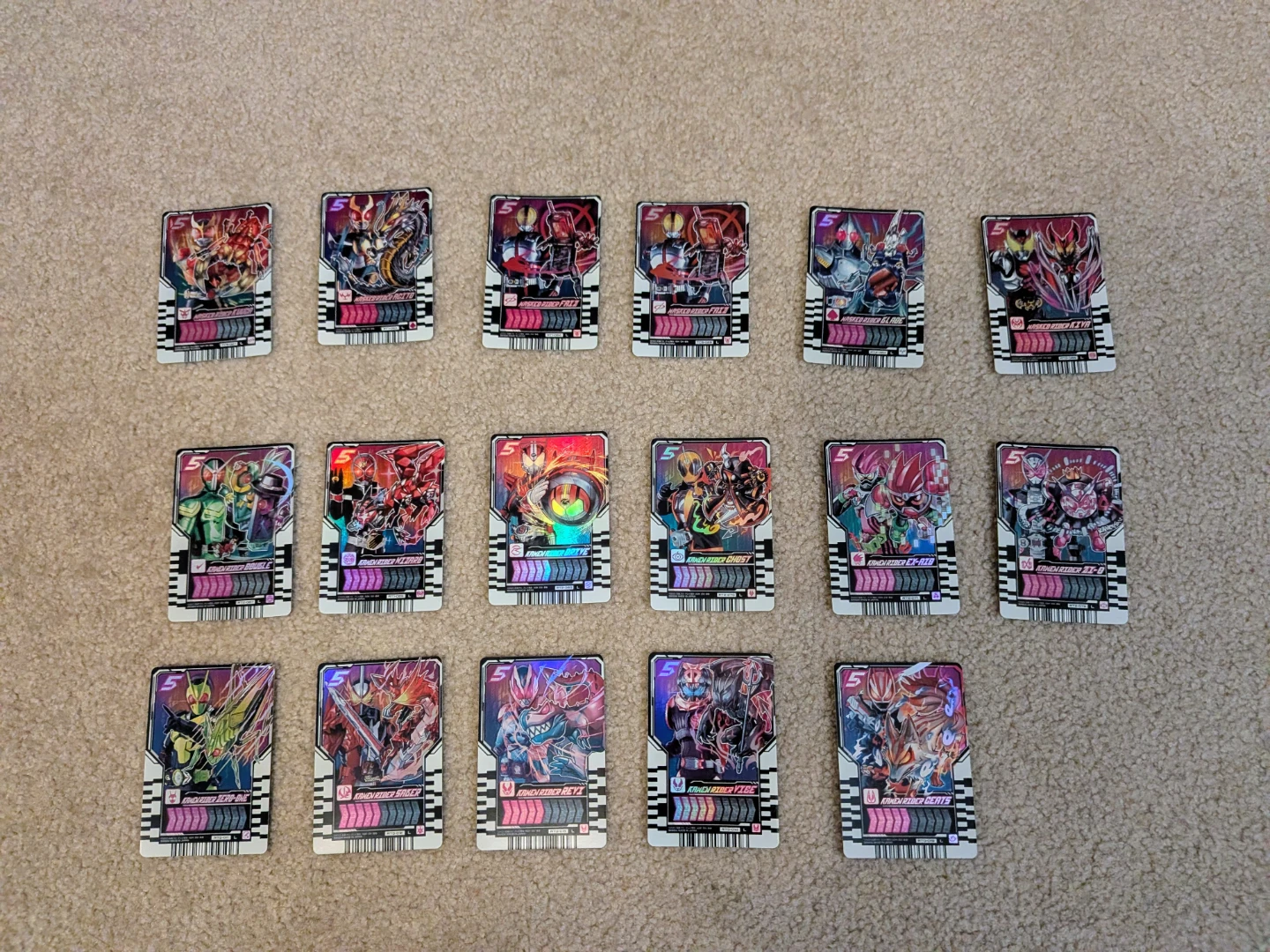 DX Kamen Rider Legend Set - photo 3