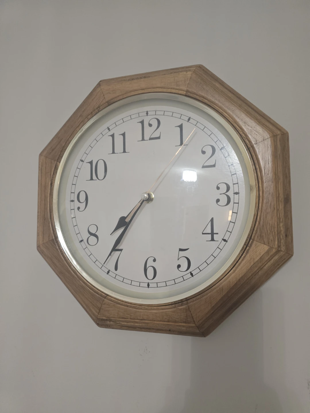Ergo Quartz Wall Clock - photo 2