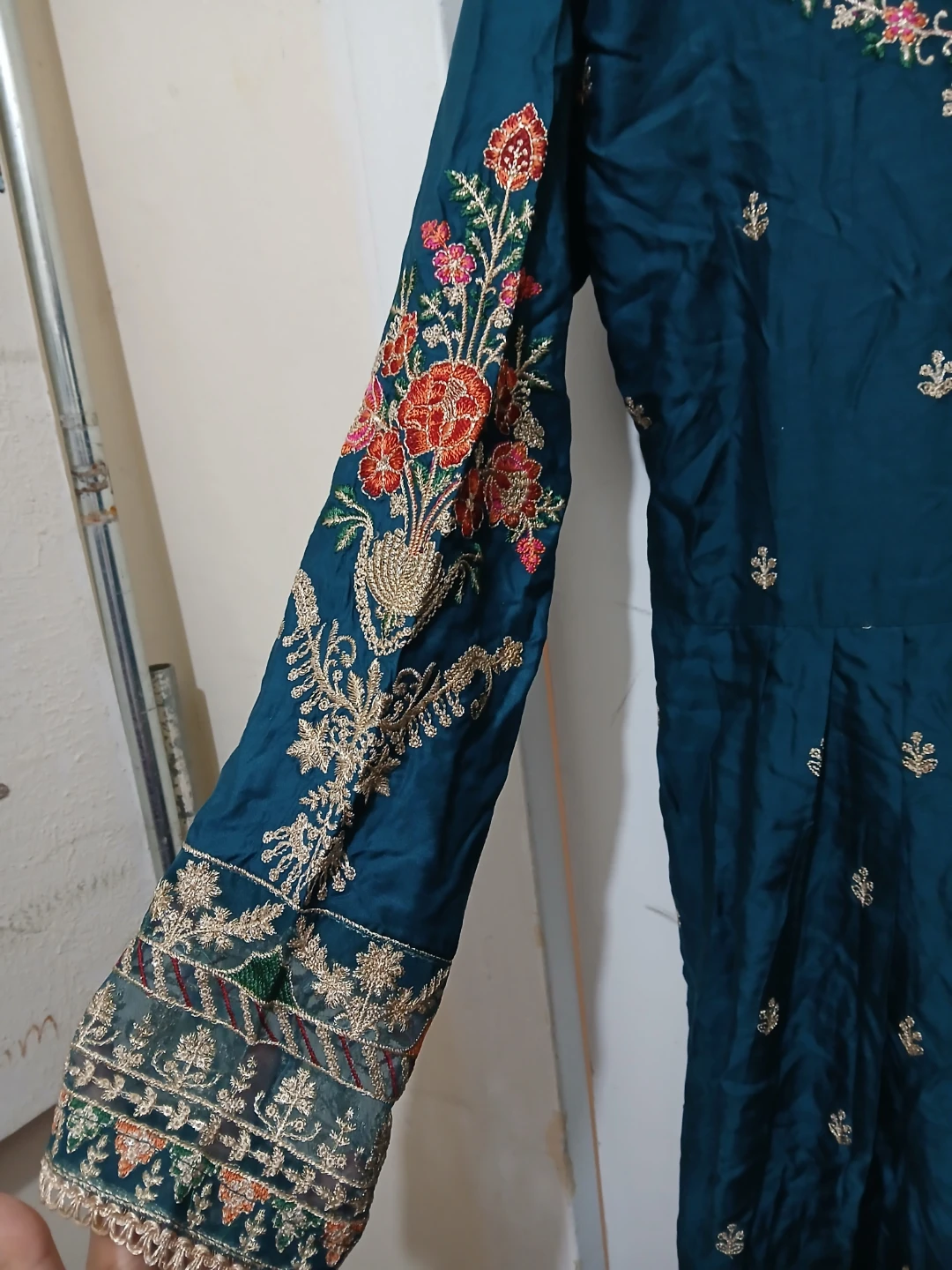 Teal Embroidered Kameez - photo 3