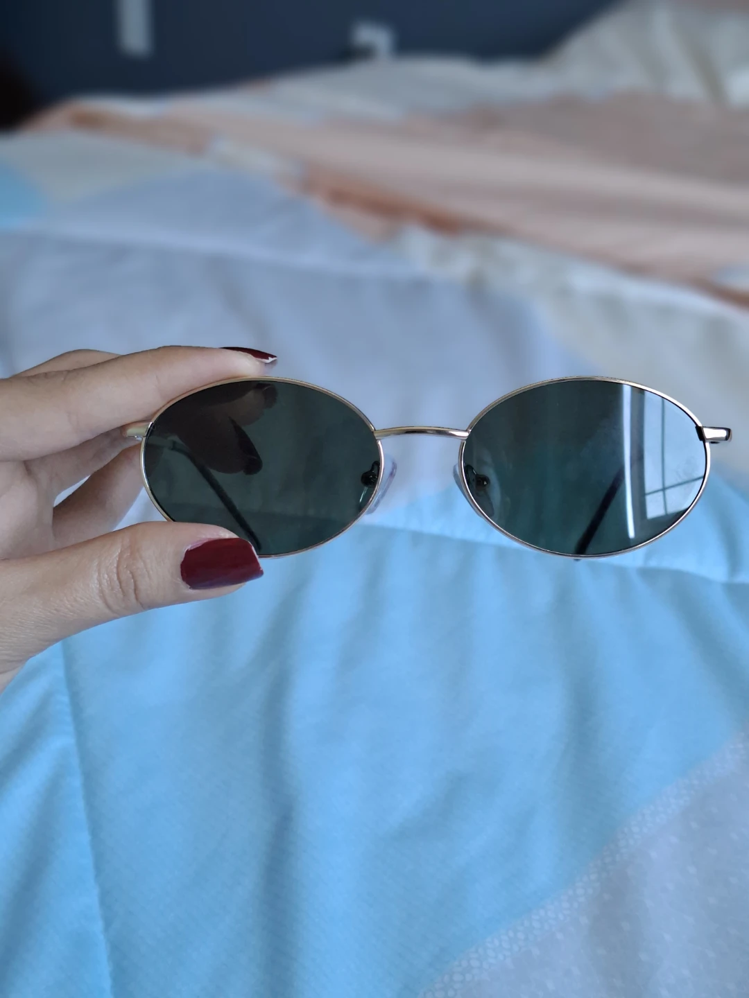 Gold frame oval sunglasses - photo 2