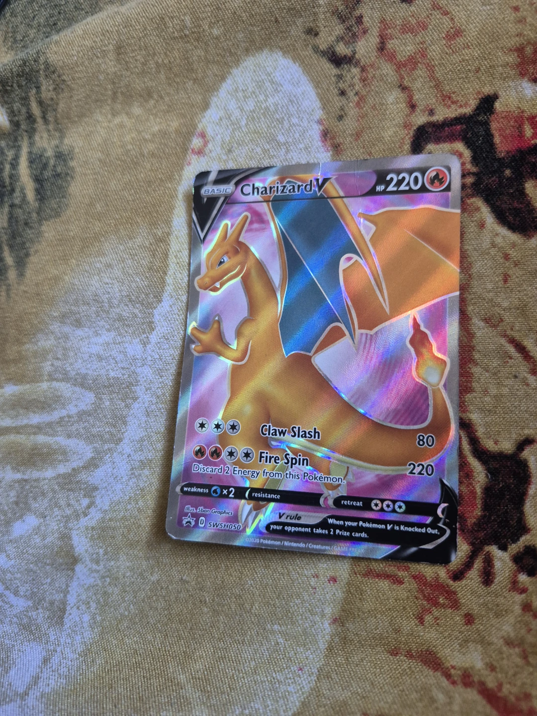 Pokémon Charizard V Trading Card