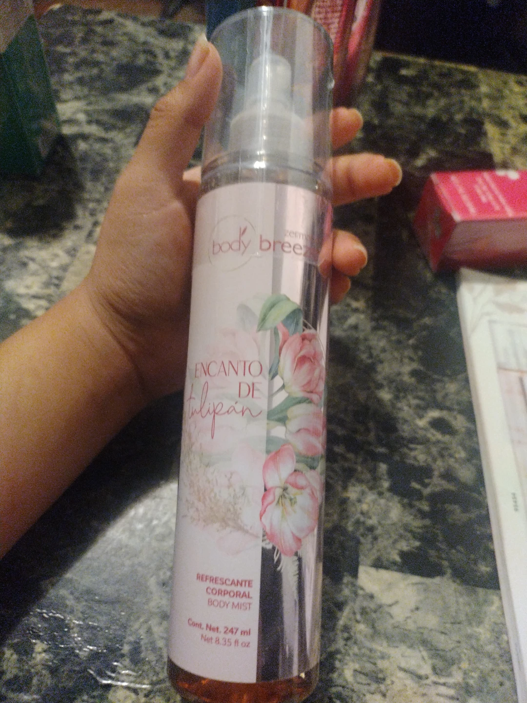 Body Breeze Encanto de Tulipán Body Mist 8.35 fl oz - photo 3