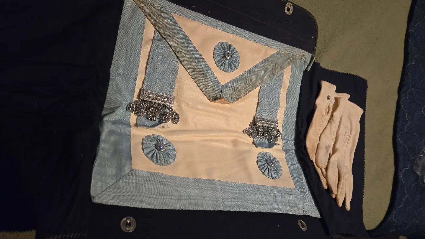 Masonic Regalia Apron and Gloves with Case