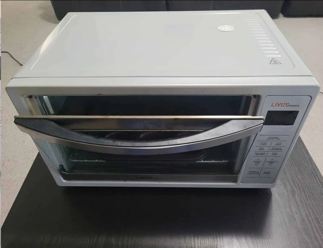 Living Basics Convection Toaster Oven