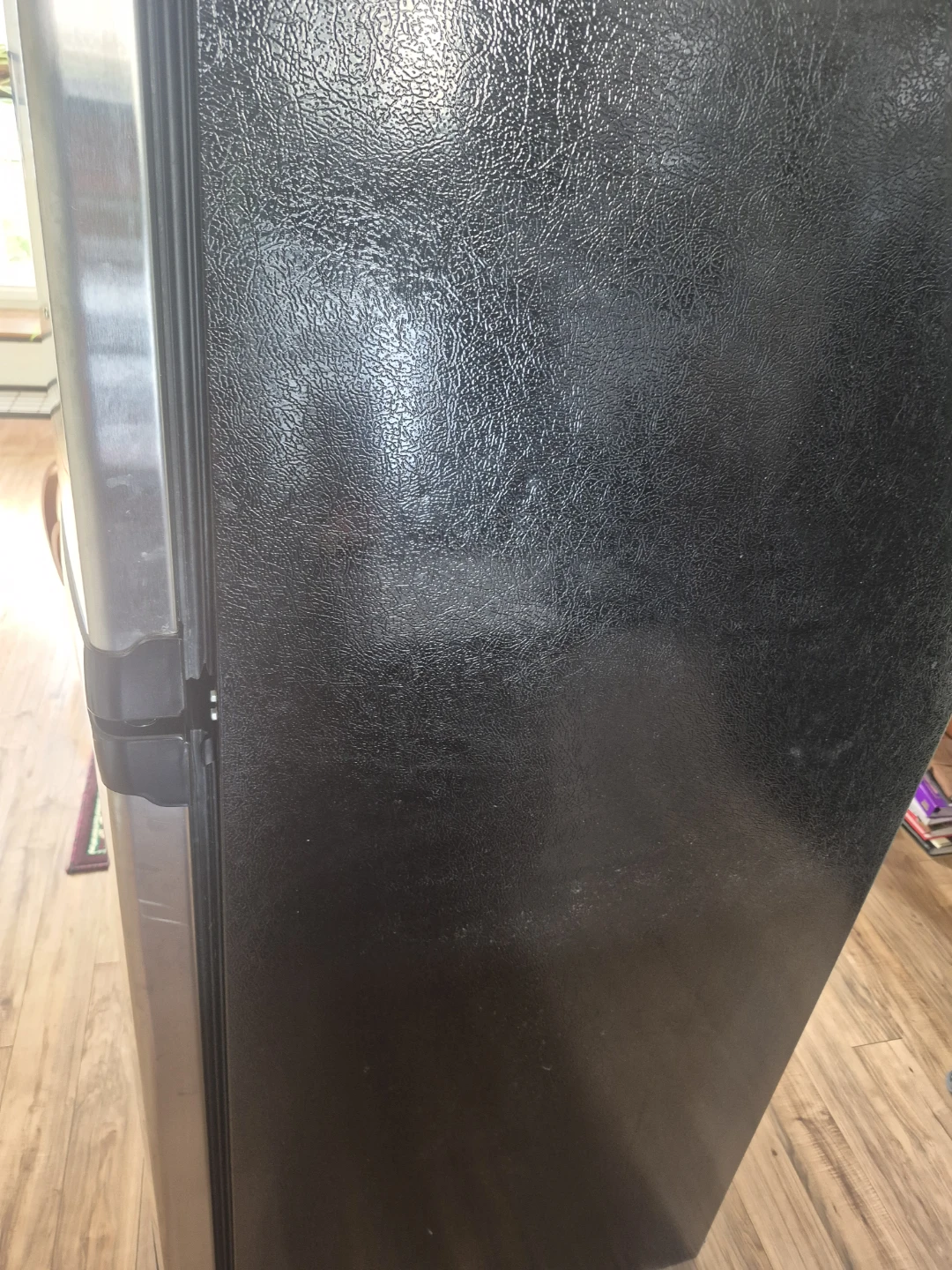 Whirlpool Refrigerator - photo 4